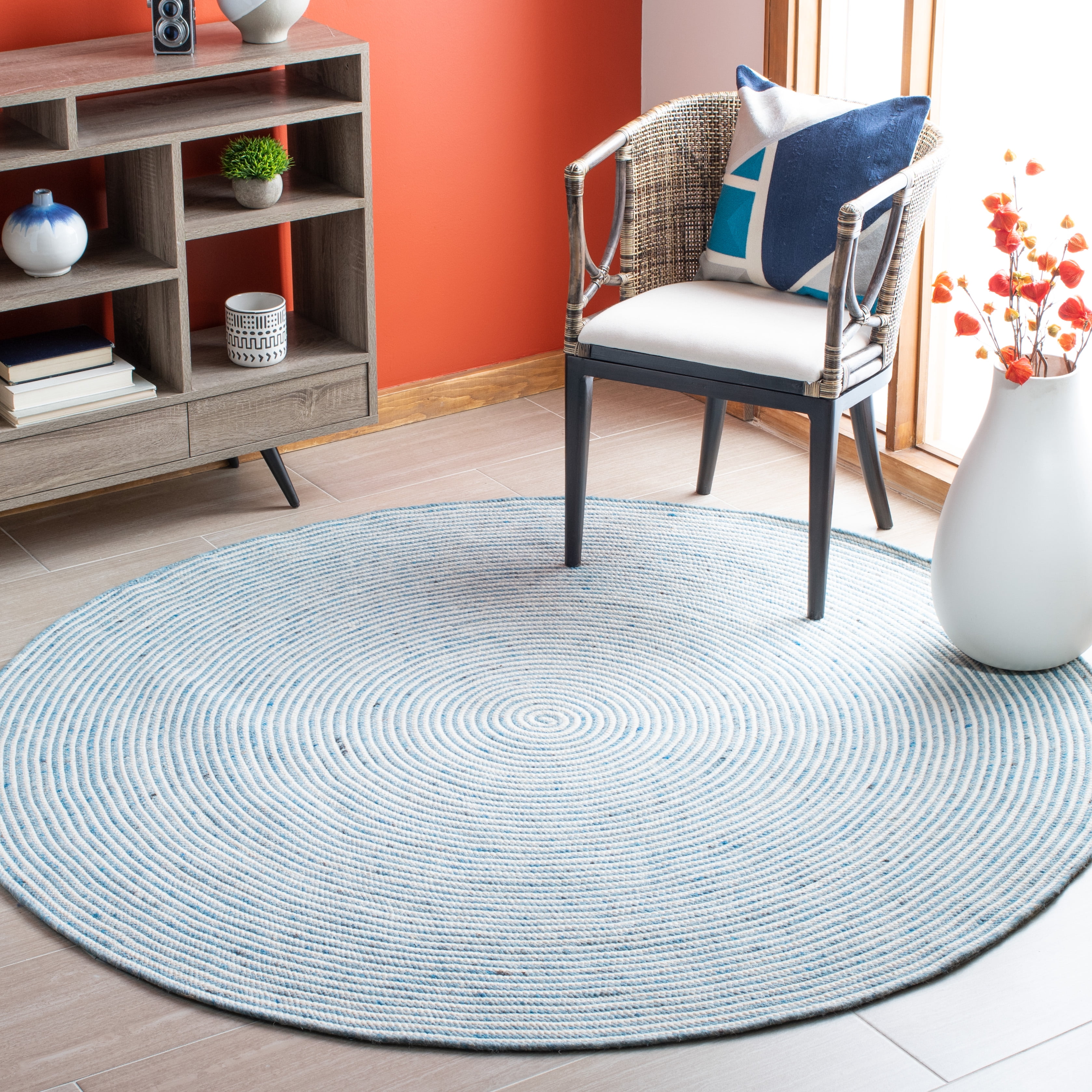 SAFAVIEH Braided Beuregard Solid Reversible Area Rug, Blue/Ivory, 5' x 5' Round