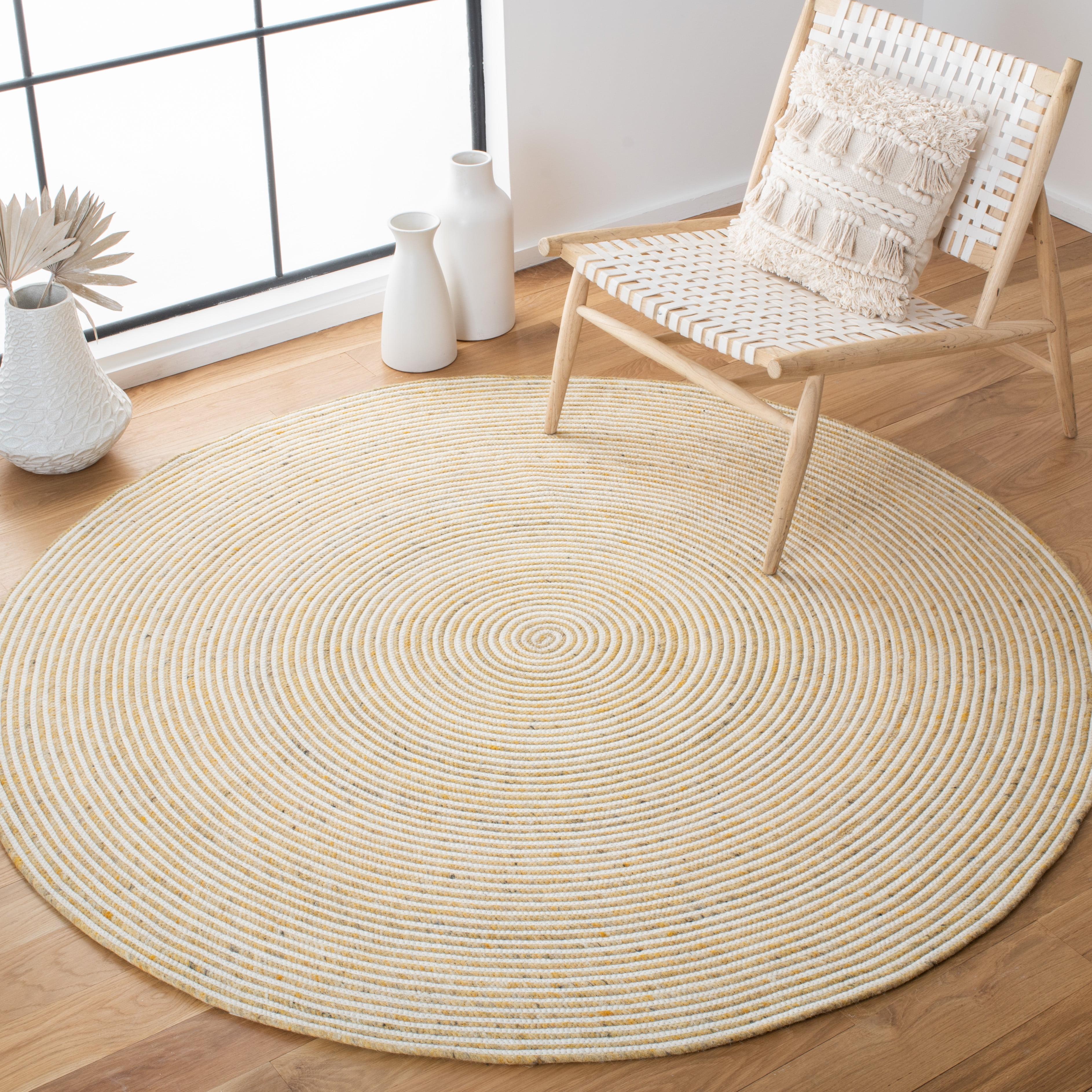 SAFAVIEH Braided Beuregard Solid Reversible Area Rug, Gold/Ivory, 4' x 4' Round