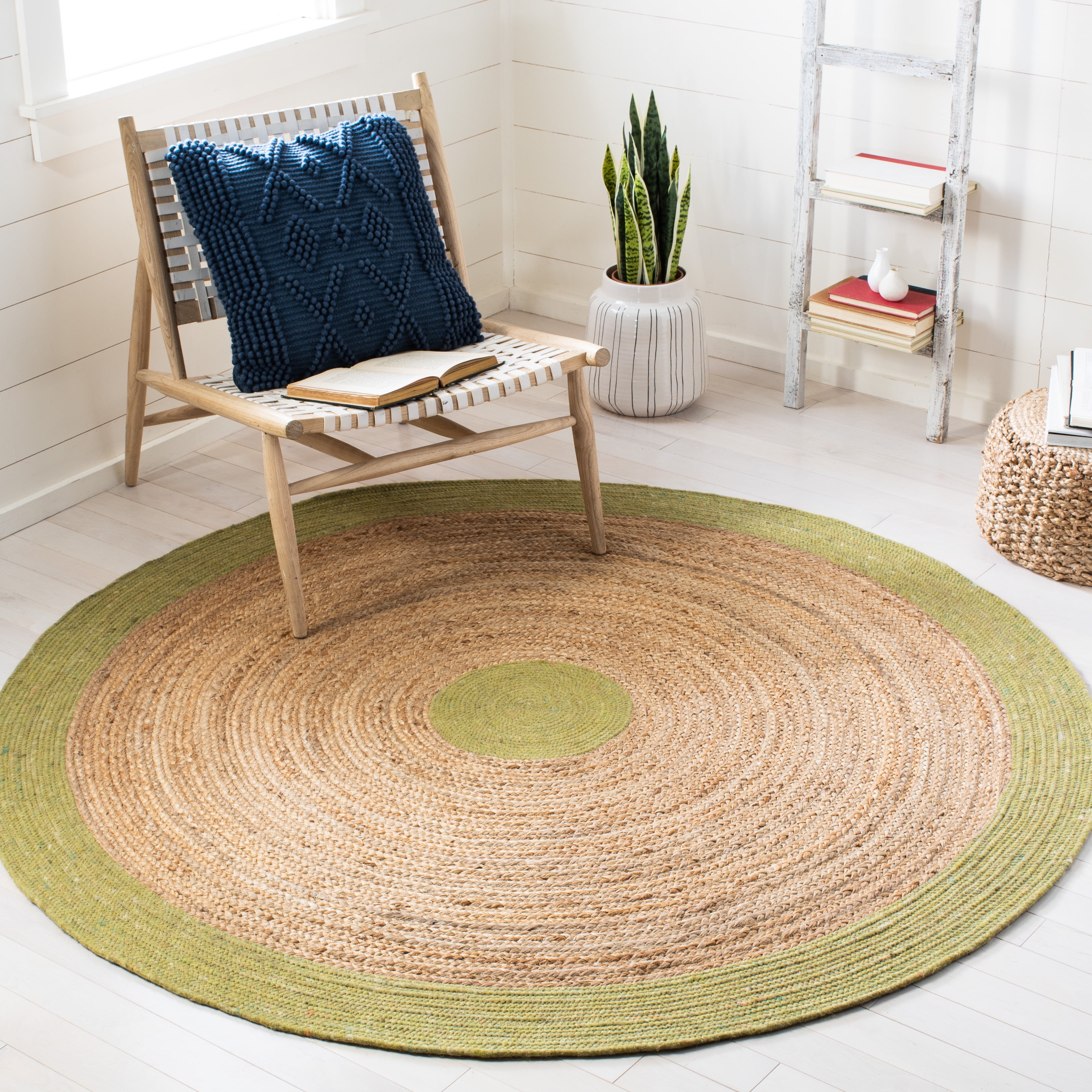 SAFAVIEH Braided Carina Bordered Reversible Area Rug, Green/Natural, 4' x 4' Round