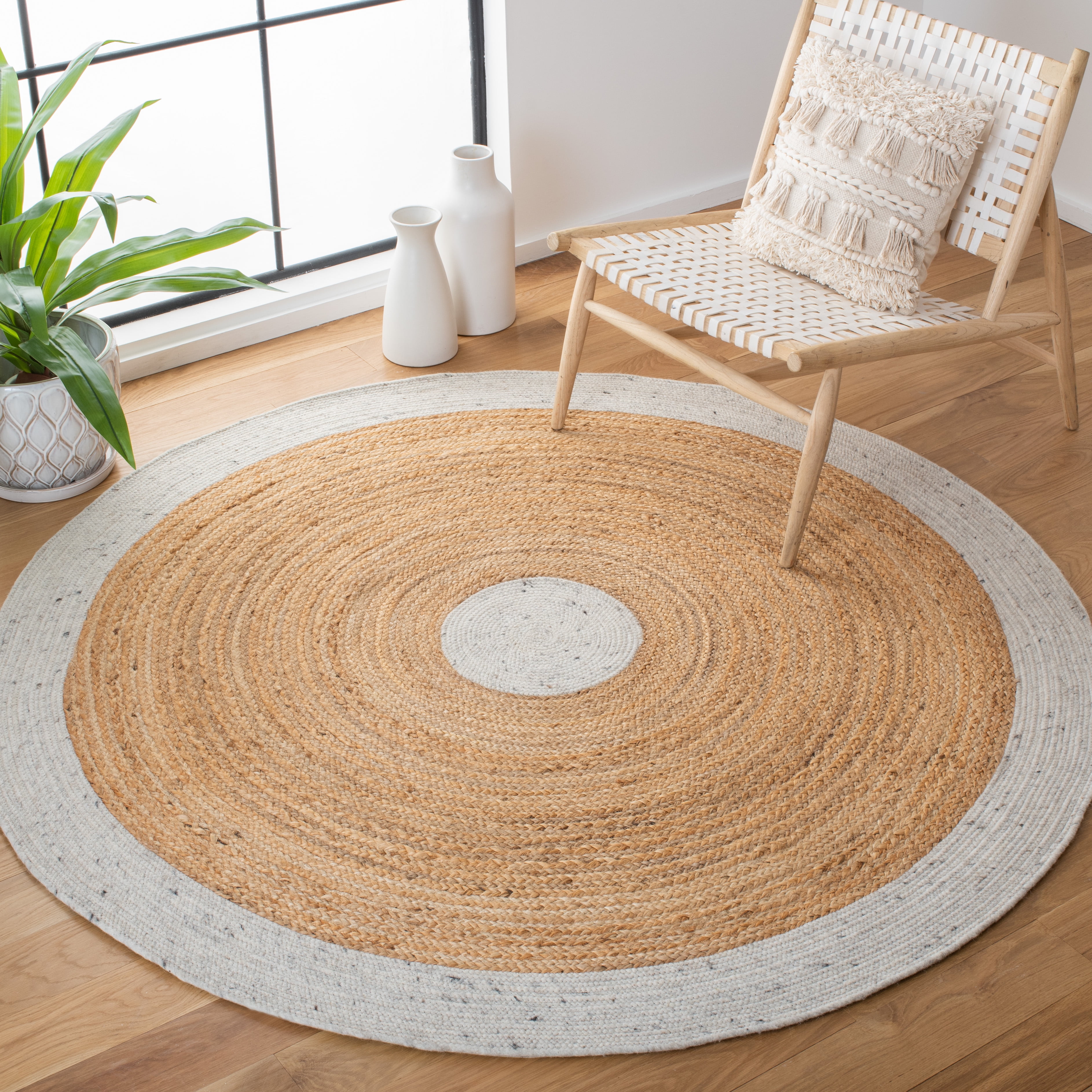 SAFAVIEH Braided Carina Bordered Reversible Area Rug, Light Gray/Natural, 5' x 5' Round