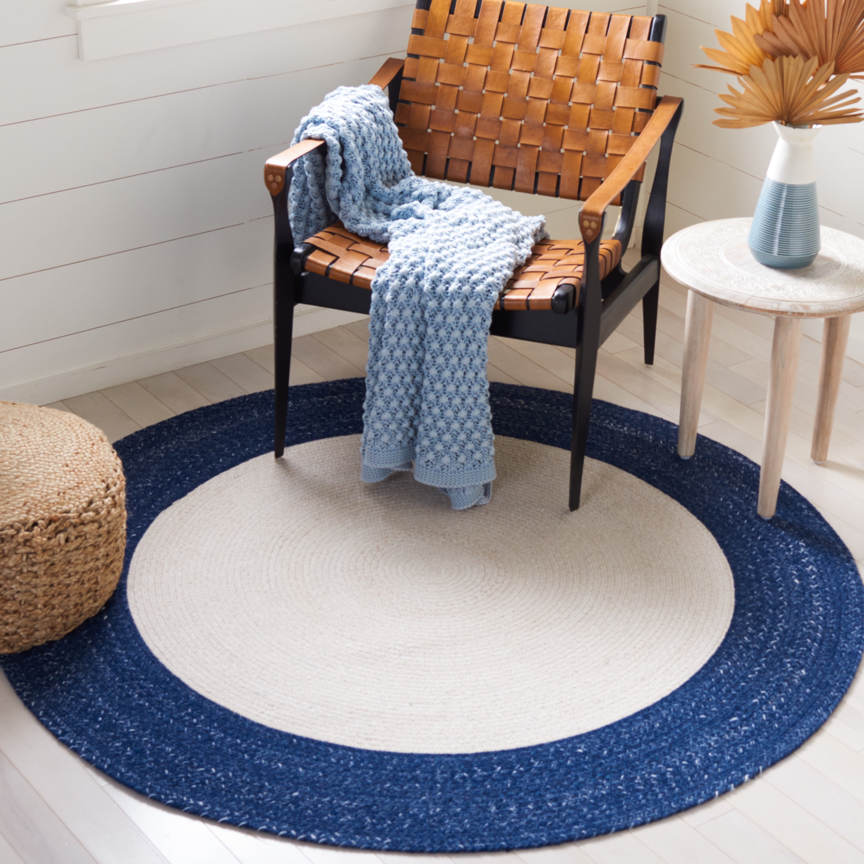 SAFAVIEH Braided Celinda Solid Polyester Reversible Area Rug, Ivory/Navy, 3' x 3' Round