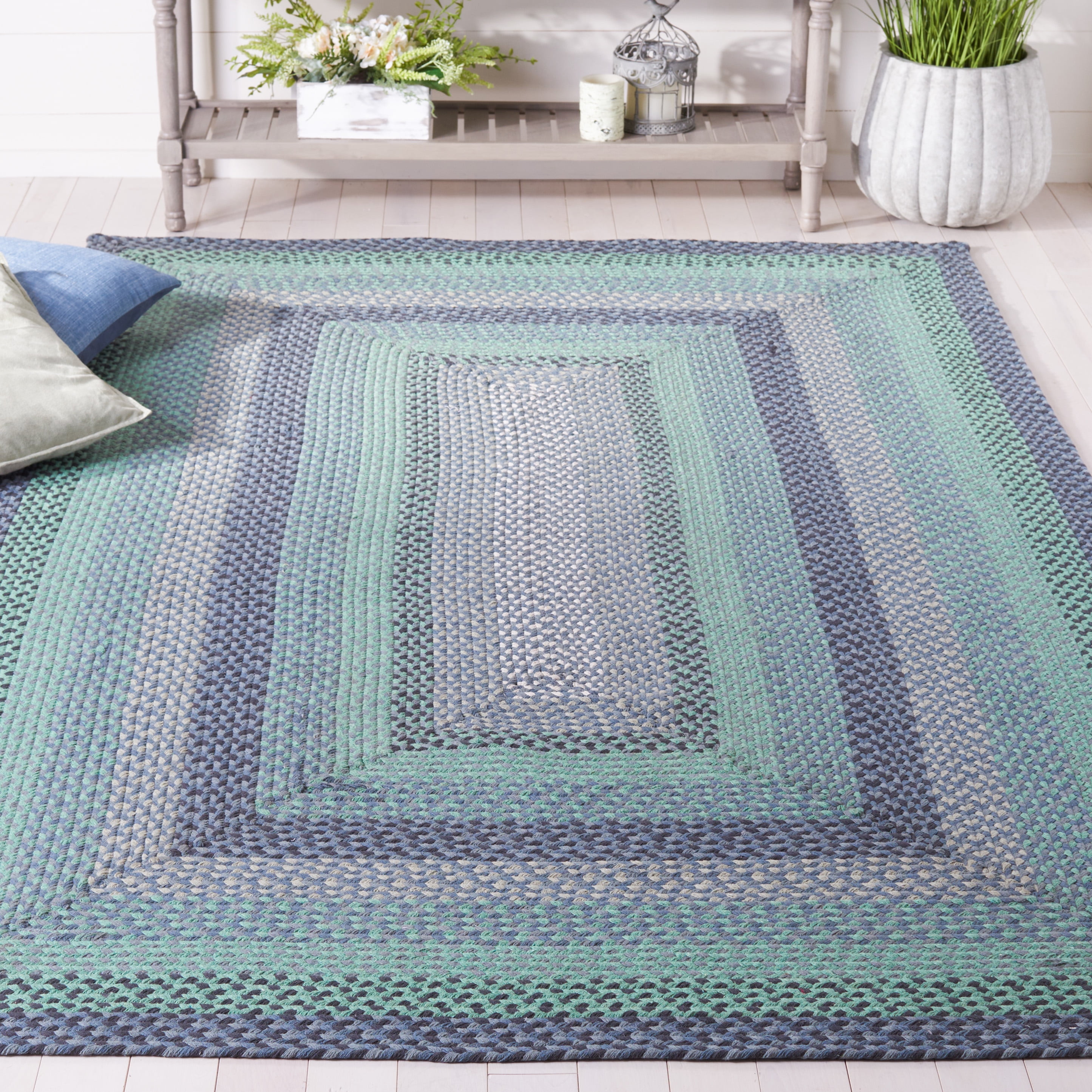 SAFAVIEH Braided Claes Bordered Reversible Area Rug, Gray/Green, 6' x 6' Square