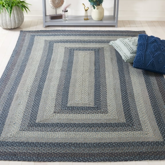SAFAVIEH Braided Dorinda Bordered Reversible Area Rug, Gray/Blue, 6' x 9'