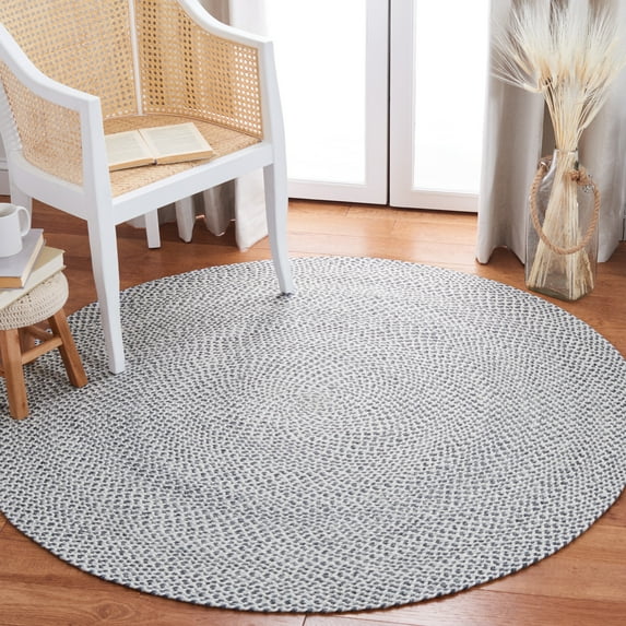 SAFAVIEH Braided Geraldine Checkered Polyester Reversible Area Rug, Gray/Ivory, 7' x 7' Round