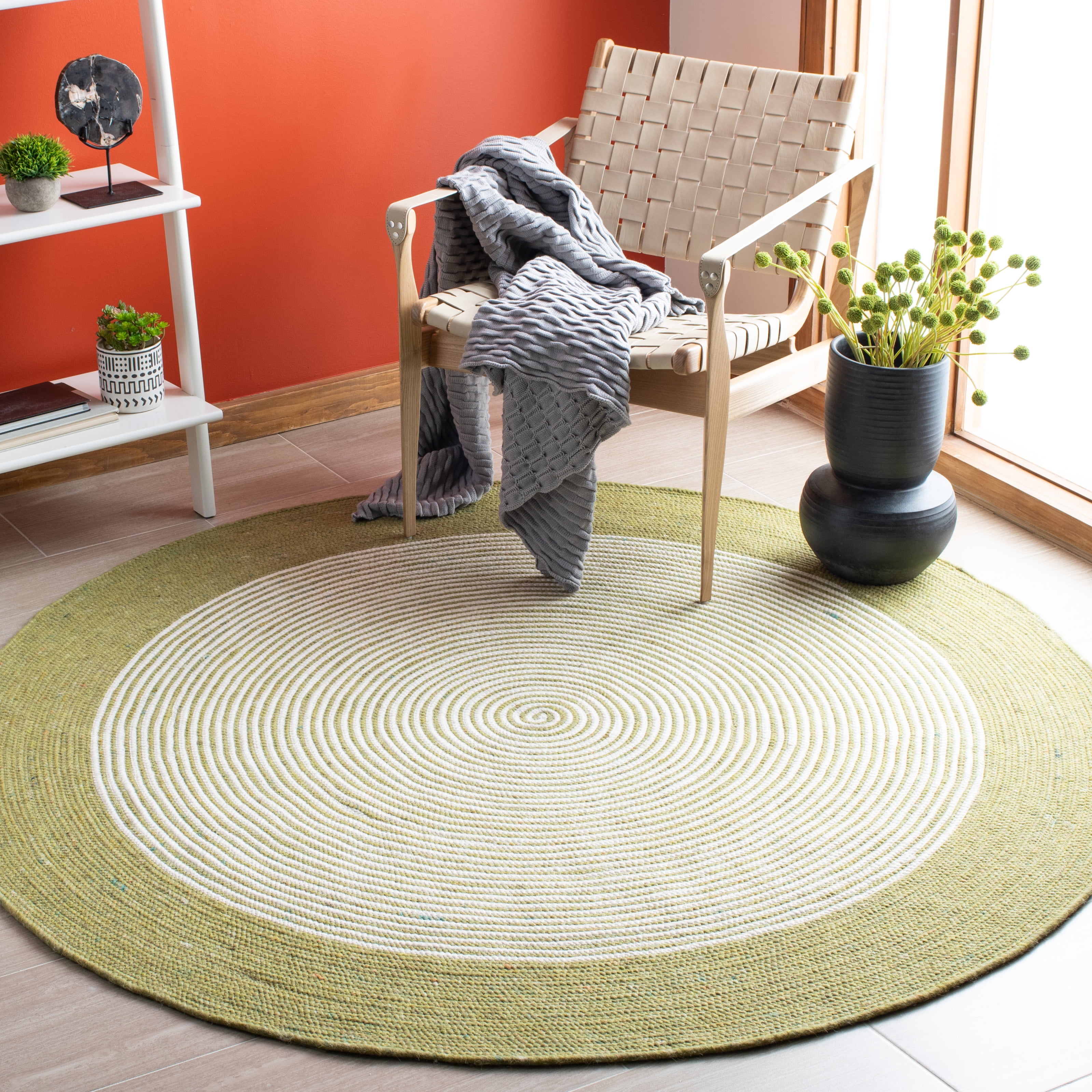 SAFAVIEH Braided Lars Geometric Reversible Area Rug, Green/Ivory, 5' x 5' Round