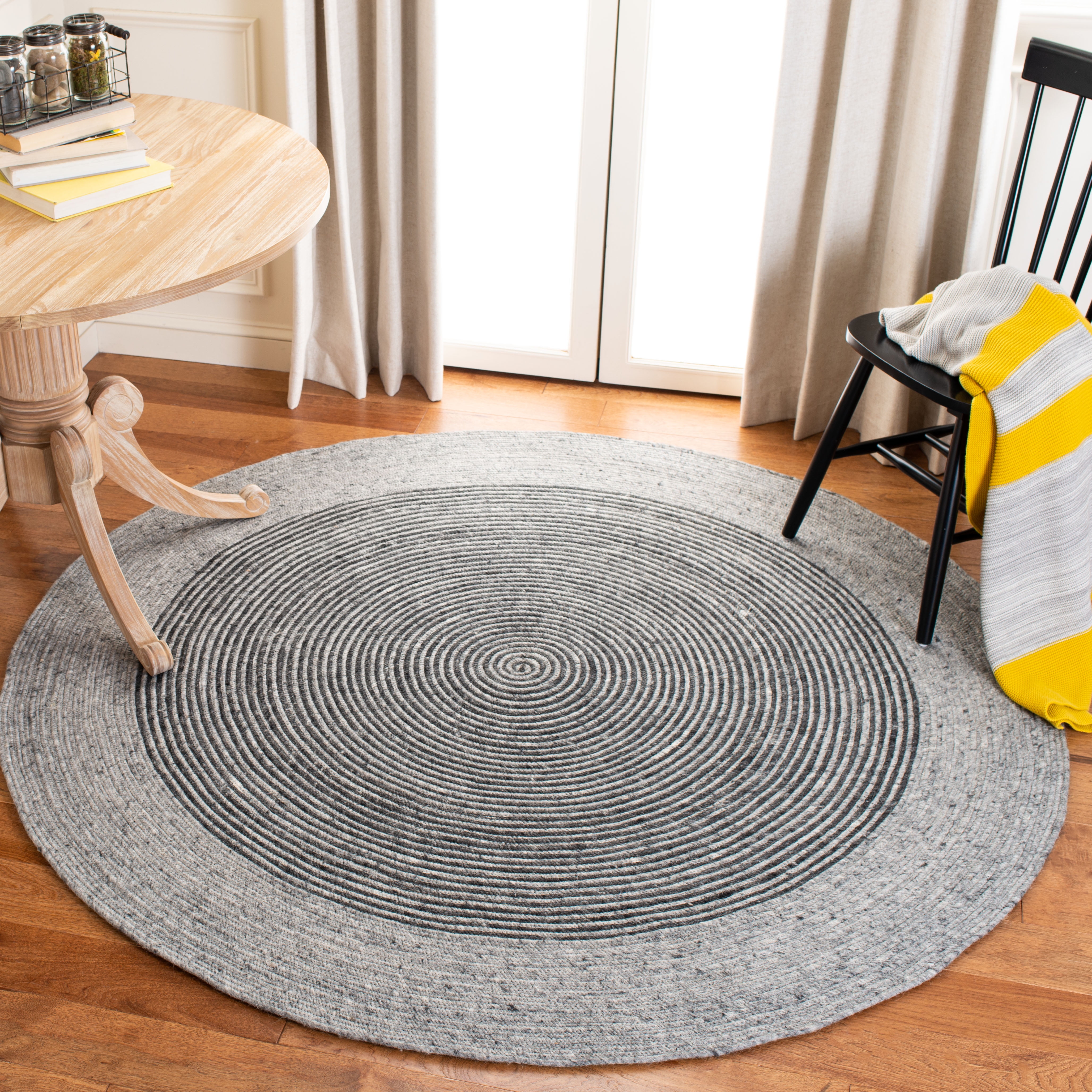SAFAVIEH Braided Lars Geometric Reversible Area Rug, Gray/Black, 7' x 7' Round