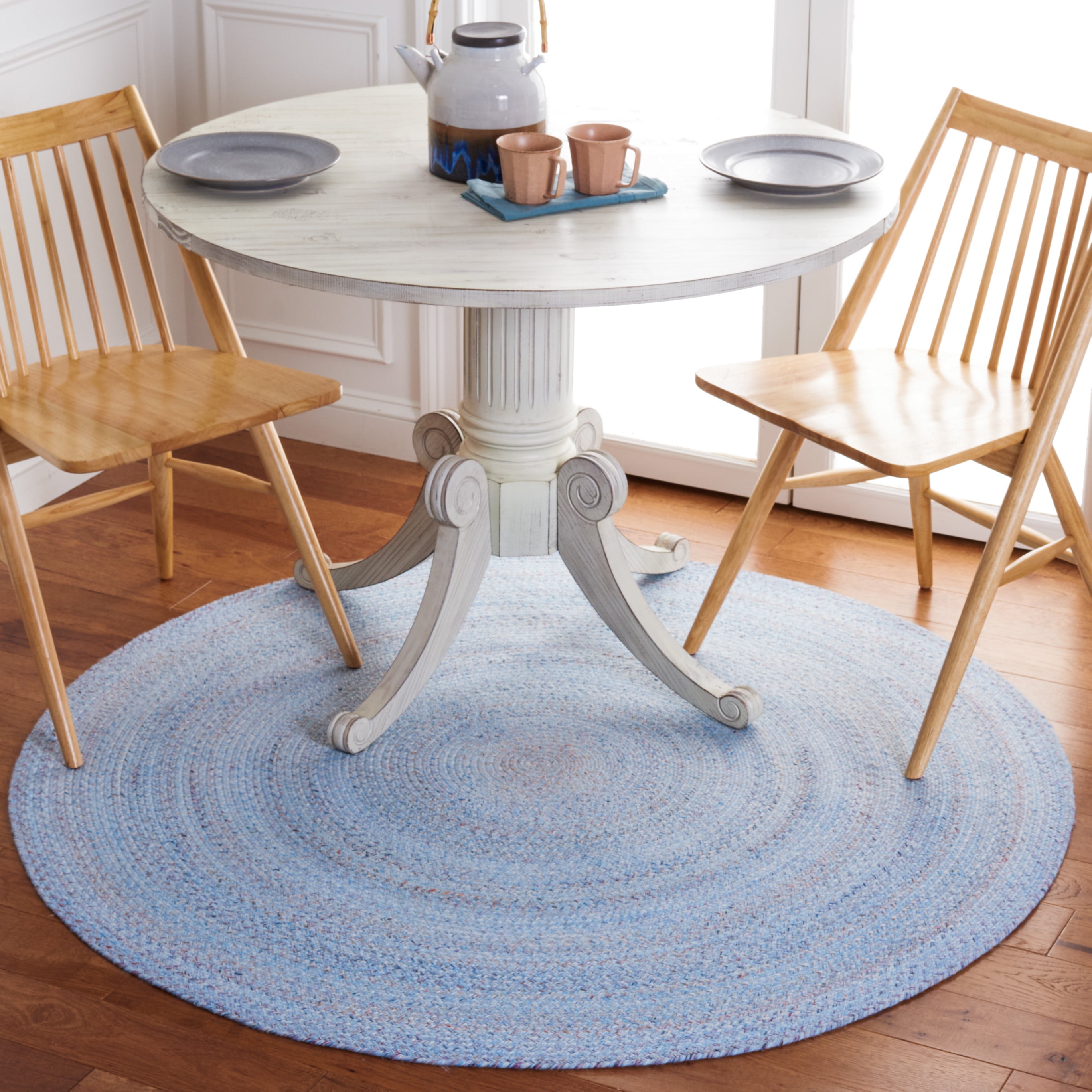 SAFAVIEH Braided Lyla Solid Polyester Reversible Area Rug, Light Blue/Red, 6' x 6' Round