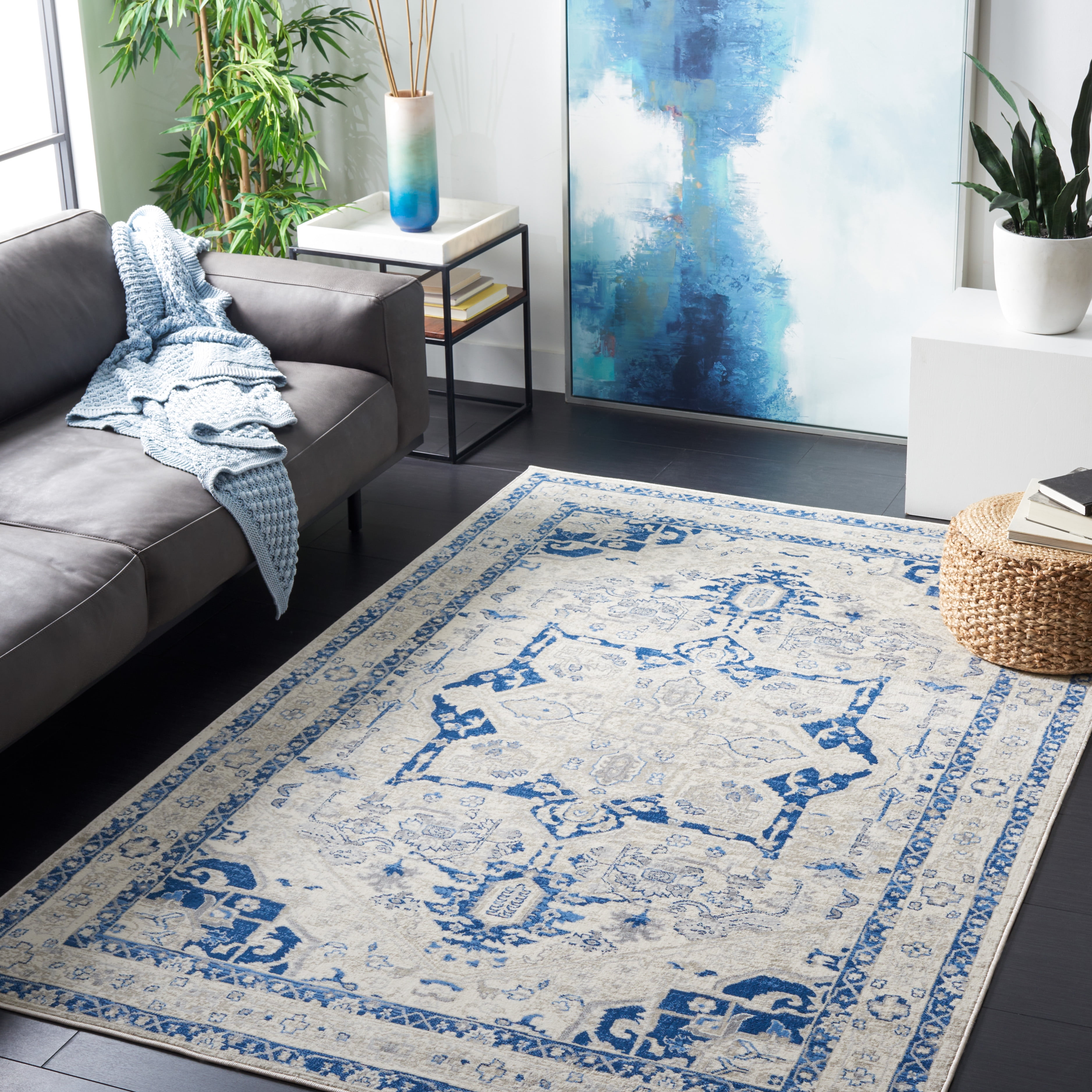 SAFAVIEH Brentwood Ezra Oriental Area Rug, Beige/Blue, 5'3" x 7'6"