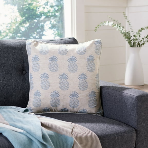 SAFAVIEH Brillen Pineapple Accent Pillow, 18" x 18", Blue/White