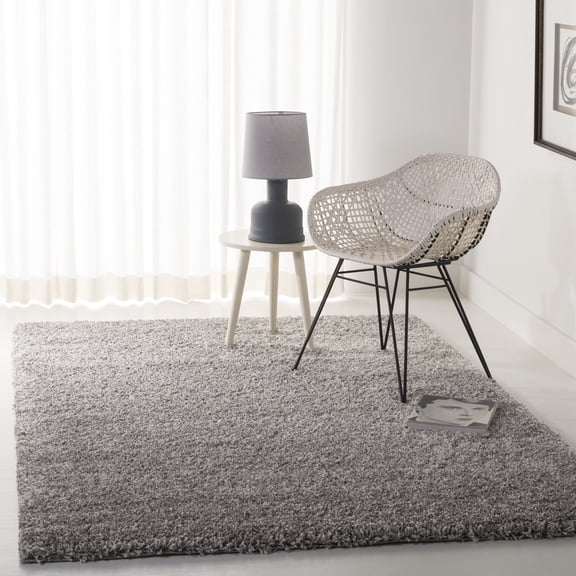 SAFAVIEH California Plush Solid Shag Area Rug, Silver, 5'3" x 7'6" - Modern Design, Silver, Non-Shedding & Easy Cleaning, Ultra Plush Thick Pile, Ideal for Living Room, Bedroom