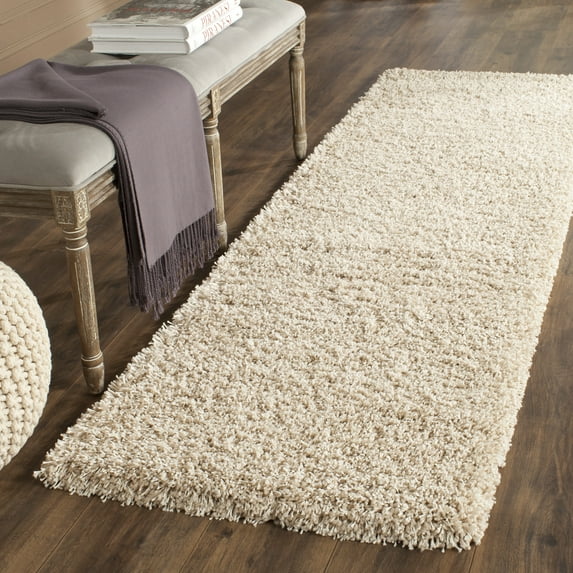 SAFAVIEH California Plush Solid Shag Runner Rug, Beige, 2'3" x 5' - Modern Design, Beige, Non-Shedding & Easy Cleaning, Ultra Plush Thick Pile, Ideal for Living Room, Bedroom, Entryway