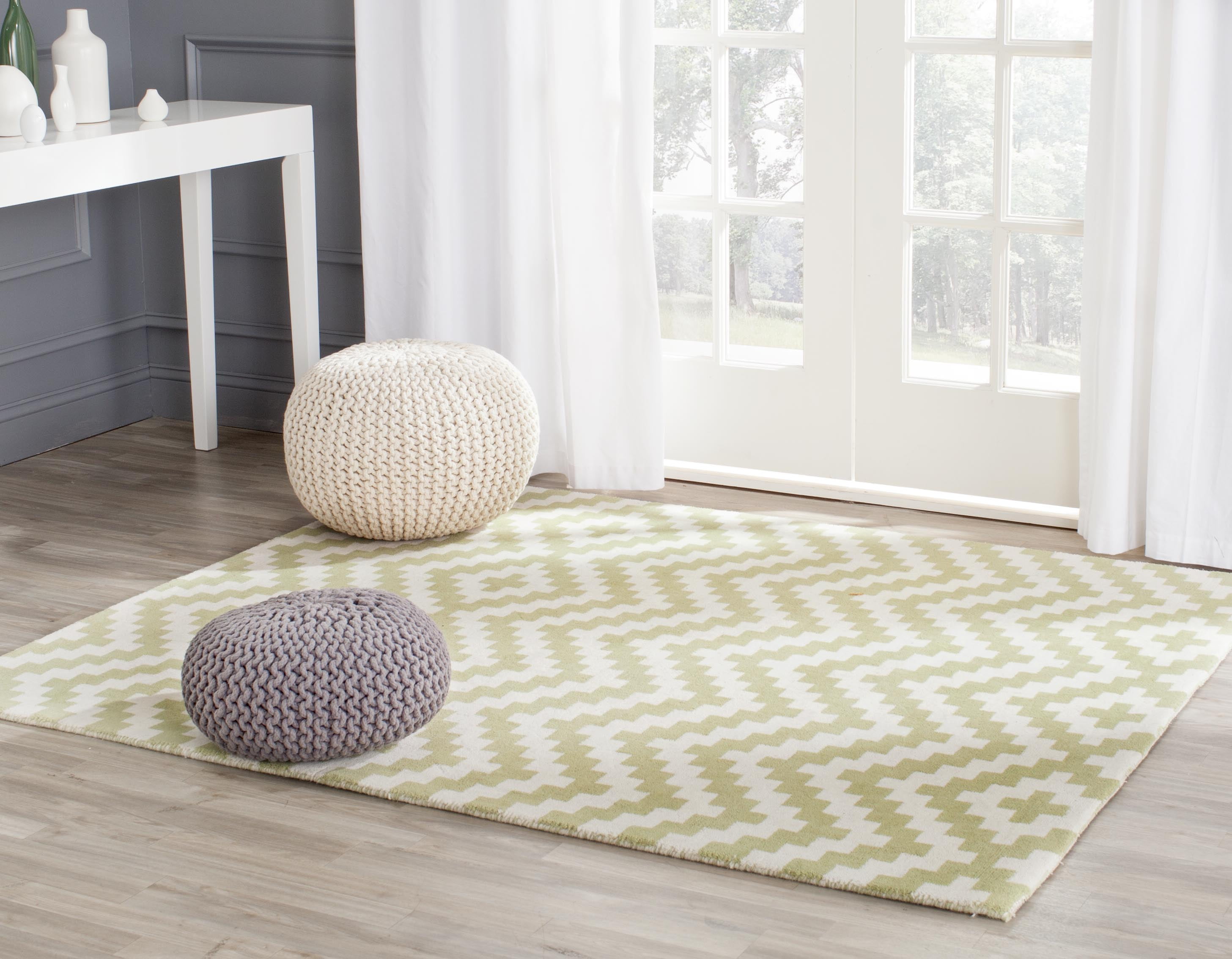 SAFAVIEH Cambridge Adella Geometric Wool Area Rug, Ivory/Light Green, 8' x 10'