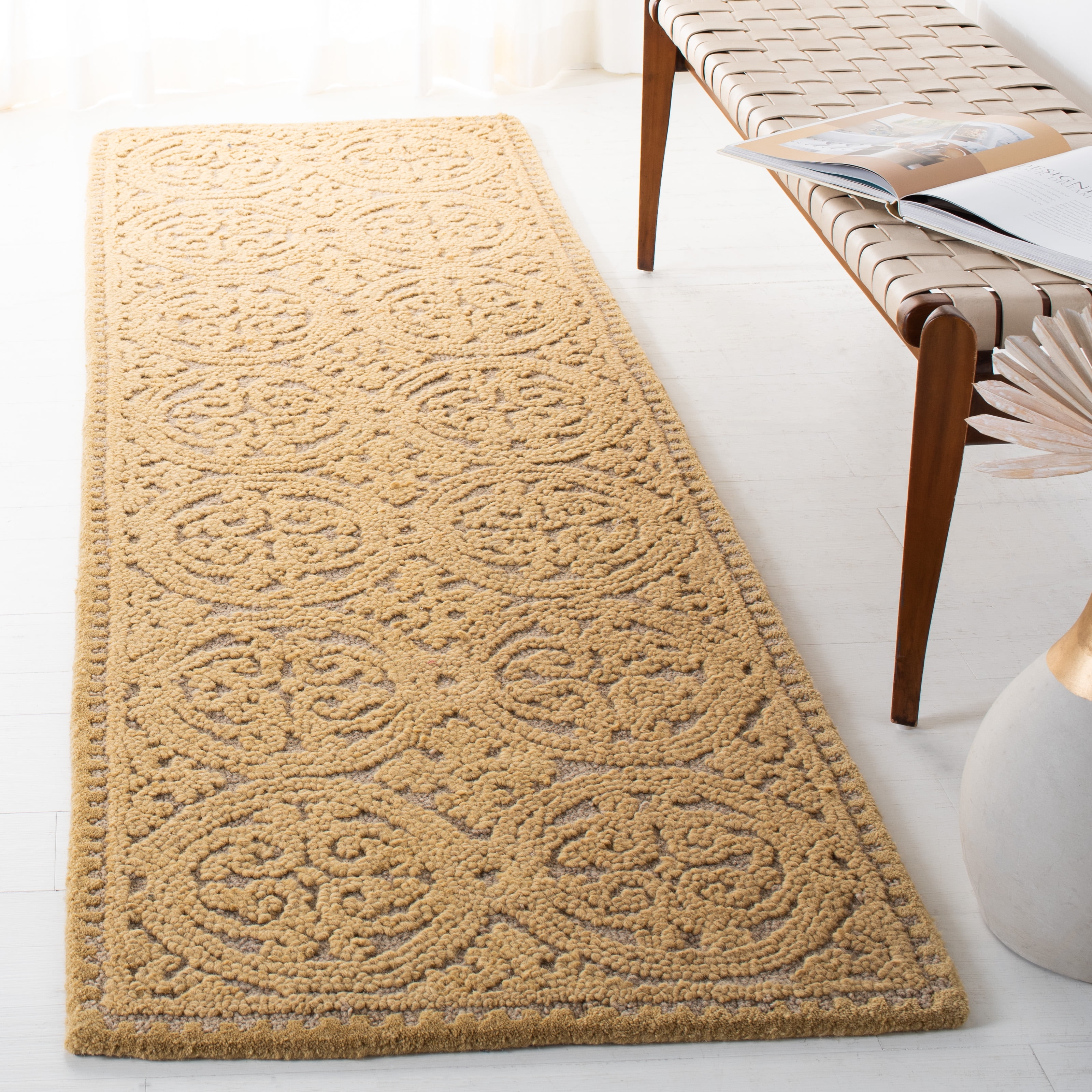 SAFAVIEH Cambridge Avalon Geometric Wool Runner Rug, Light Gold/Dark Gold, 2'6" x 16'