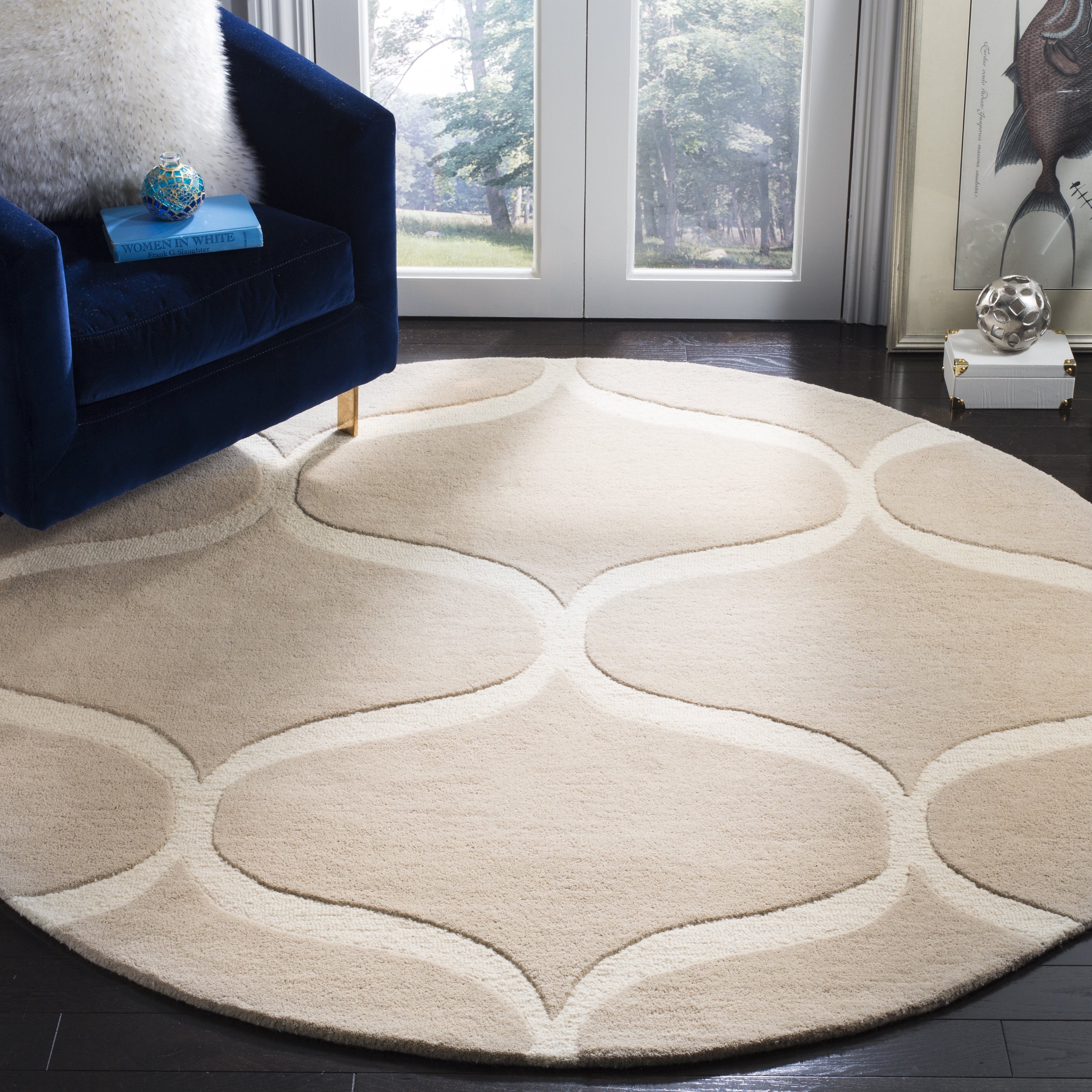 SAFAVIEH Cambridge Jared Geometric Wool Area Rug, Light Beige/Ivory, 6' x 6' Round