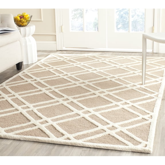 SAFAVIEH Cambridge Judy Geometric Wool Area Rug, Beige/Ivory, 2'6" x 4'