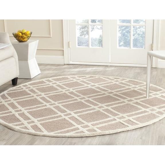 SAFAVIEH Cambridge Judy Geometric Wool Area Rug, Beige/Ivory, 6' x 6' Round