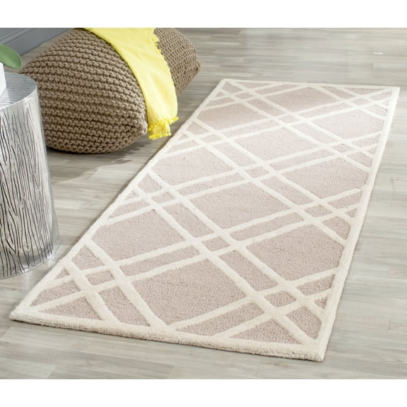 SAFAVIEH Cambridge Judy Geometric Wool Runner Rug, Beige/Ivory, 2'6" x 6'