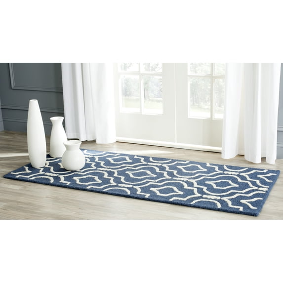 SAFAVIEH Cambridge Julian Geometric Wool Runner Rug, Navy Blue/Ivory, 2'6" x 6'