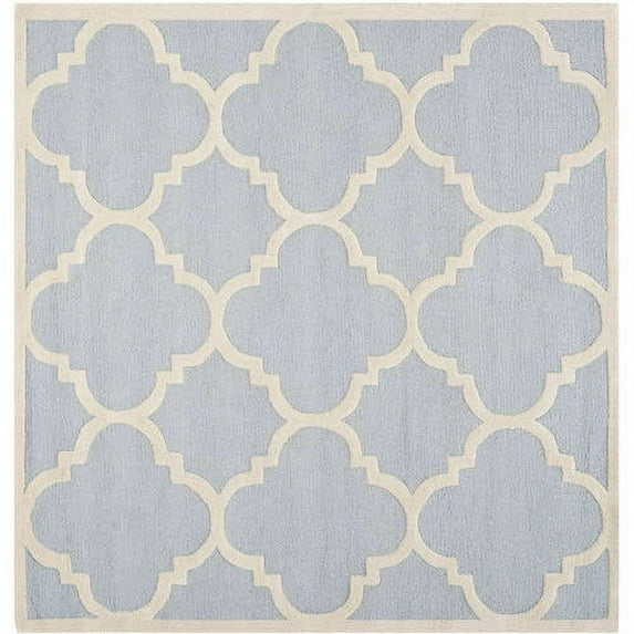 SAFAVIEH Cambridge Justine Geometric Quatrefoil Wool Area Rug, Light Blue/Ivory, 2' x 3'
