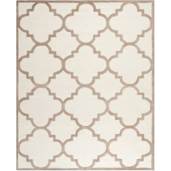 SAFAVIEH Cambridge Justine Geometric Quatrefoil Wool Runner Rug, Ivory/Beige, 2'6" x 8'