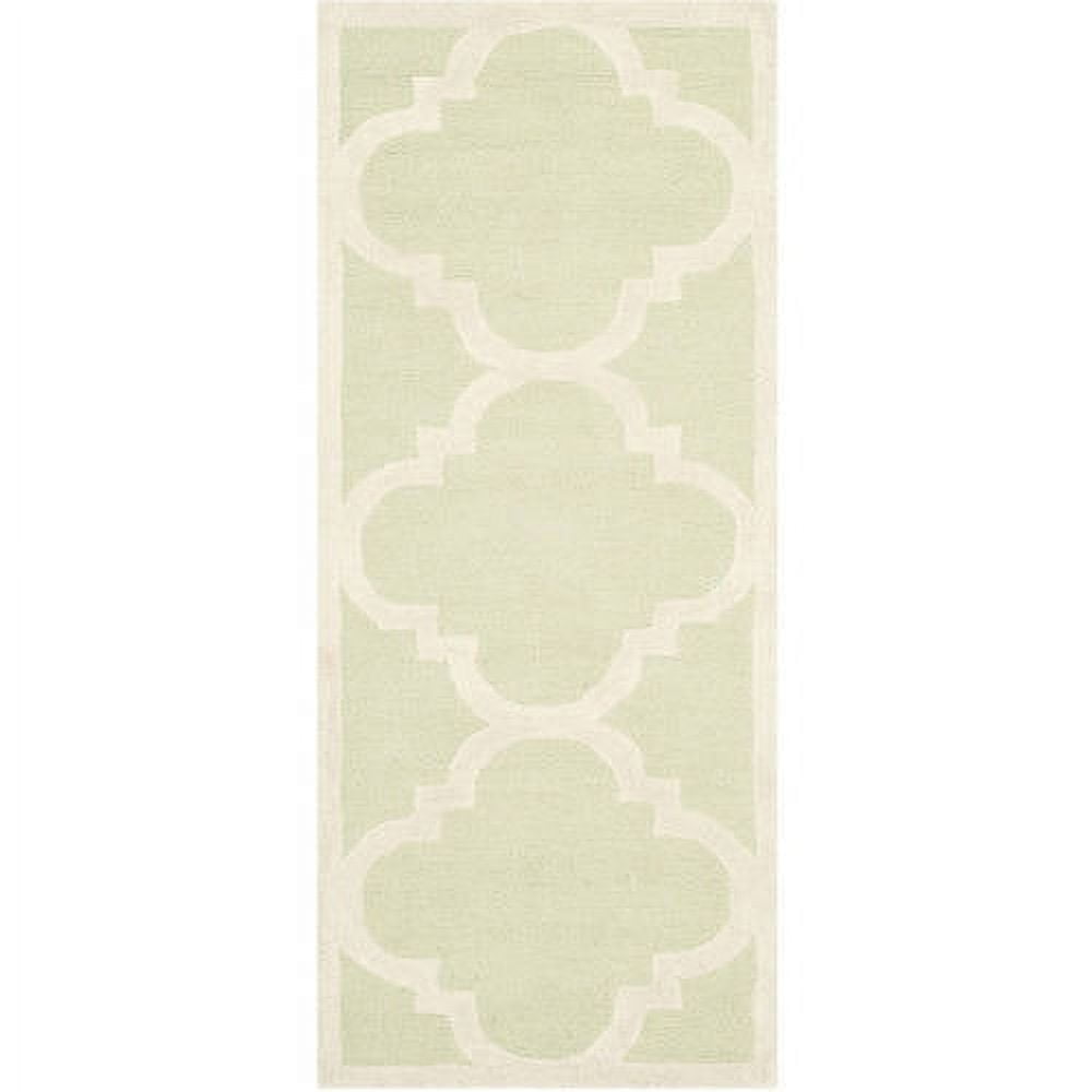 SAFAVIEH Montauk Collection Runner Rug - 2'3" X 7', Beige