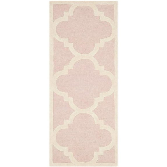 SAFAVIEH Cambridge Justine Geometric Quatrefoil Wool Runner Rug, Light Pink/Ivory, 2'6" x 6'