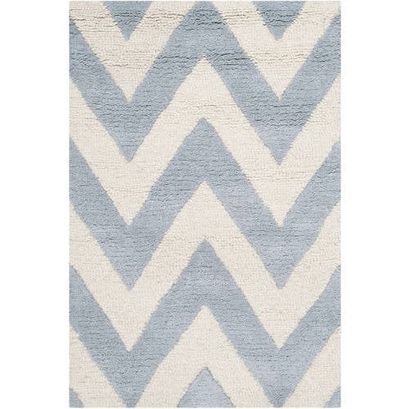 SAFAVIEH Cambridge Kaitlyn Geometric Wool Area Rug, Light Blue/Ivory, 2'6" x 4'