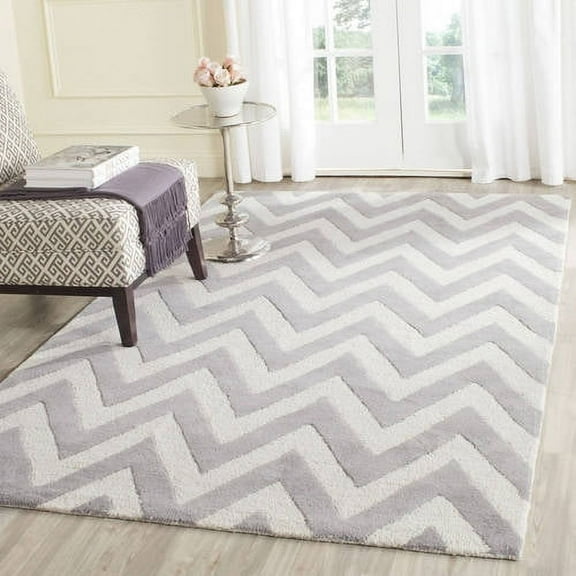 SAFAVIEH Cambridge Kaitlyn Geometric Wool Area Rug, Silver/Ivory, 10' x 10' Round