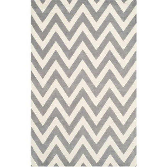 SAFAVIEH Cambridge Kaitlyn Zig Zag Stripes Wool Area Rug, Silver/Ivory, 5' x 7'