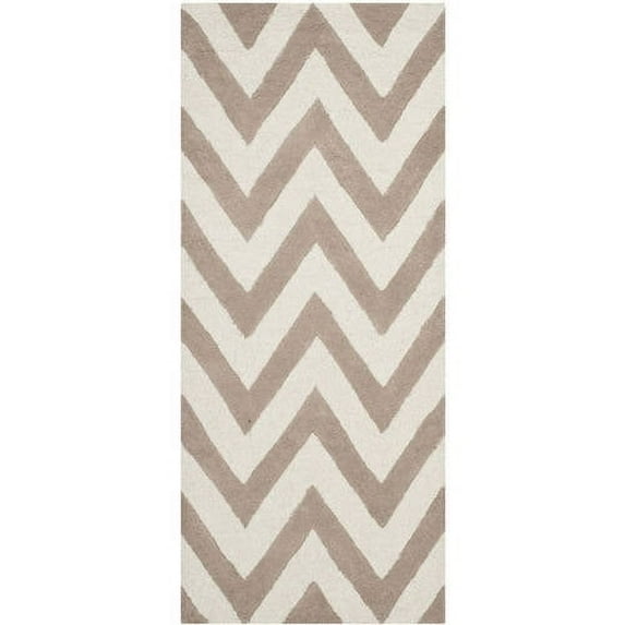 SAFAVIEH Cambridge Kaitlyn Zig Zag Stripes Wool Runner Rug, Beige/Ivory, 2'6" x 6'