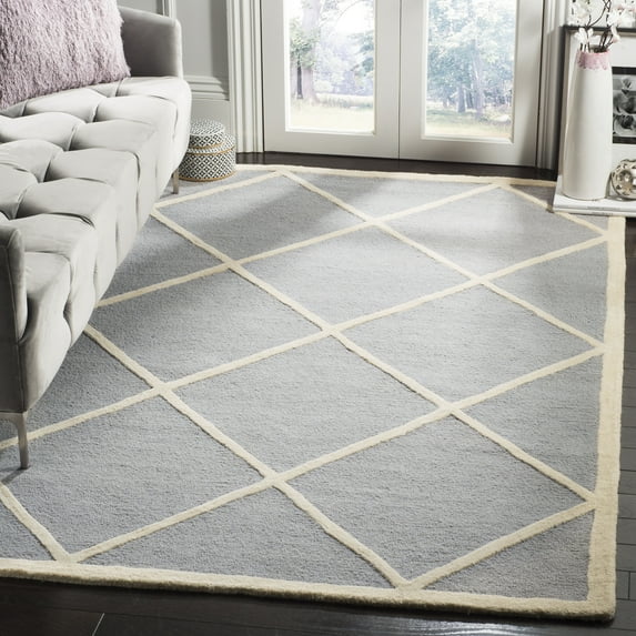 SAFAVIEH Cambridge Kennedy Geometric Diamonds Wool Area Rug, Silver/Ivory, 2' x 3'