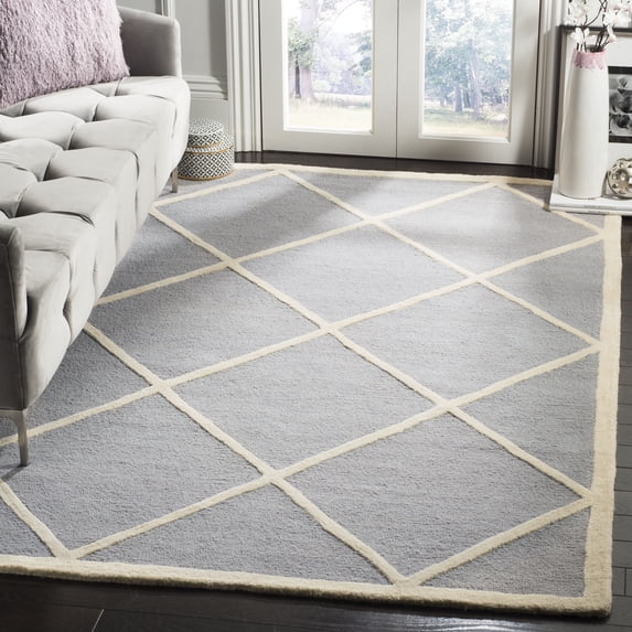 SAFAVIEH Cambridge Kennedy Geometric Diamonds Wool Area Rug, Silver/Ivory, 5' x 8'