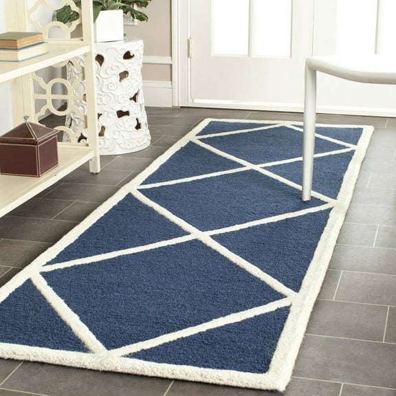 SAFAVIEH Cambridge Kennedy Geometric Diamonds Wool Runner Rug, Navy/Ivory, 2'6" x 6'