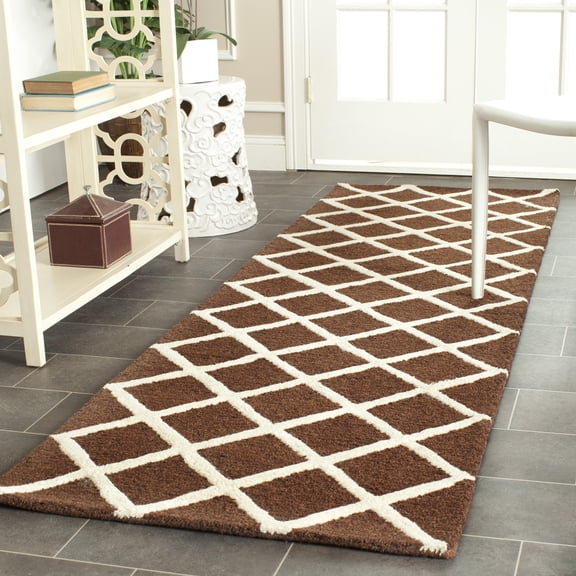SAFAVIEH Cambridge Kenneth Geometric Diamonds Wool Runner Rug, Dark Brown/Ivory, 2'6" x 8'
