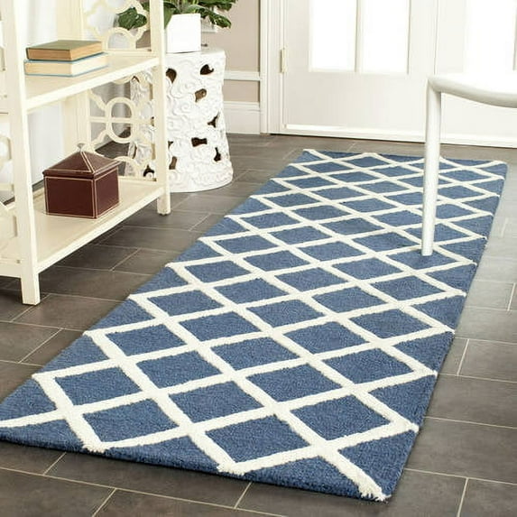 SAFAVIEH Cambridge Kenneth Geometric Wool Runner Rug, Navy/Ivory, 2'6" x 10'