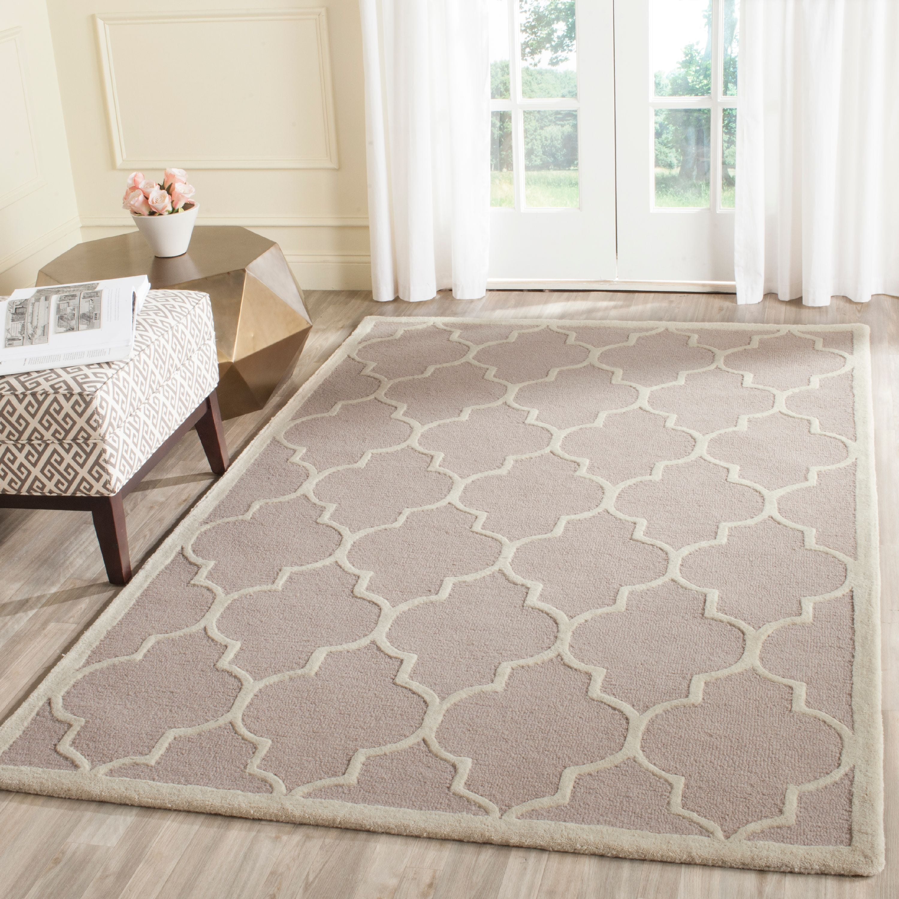 Hand-Tufted Cambridge Classic Beige & Ivory Wool Rug 4' x 6'