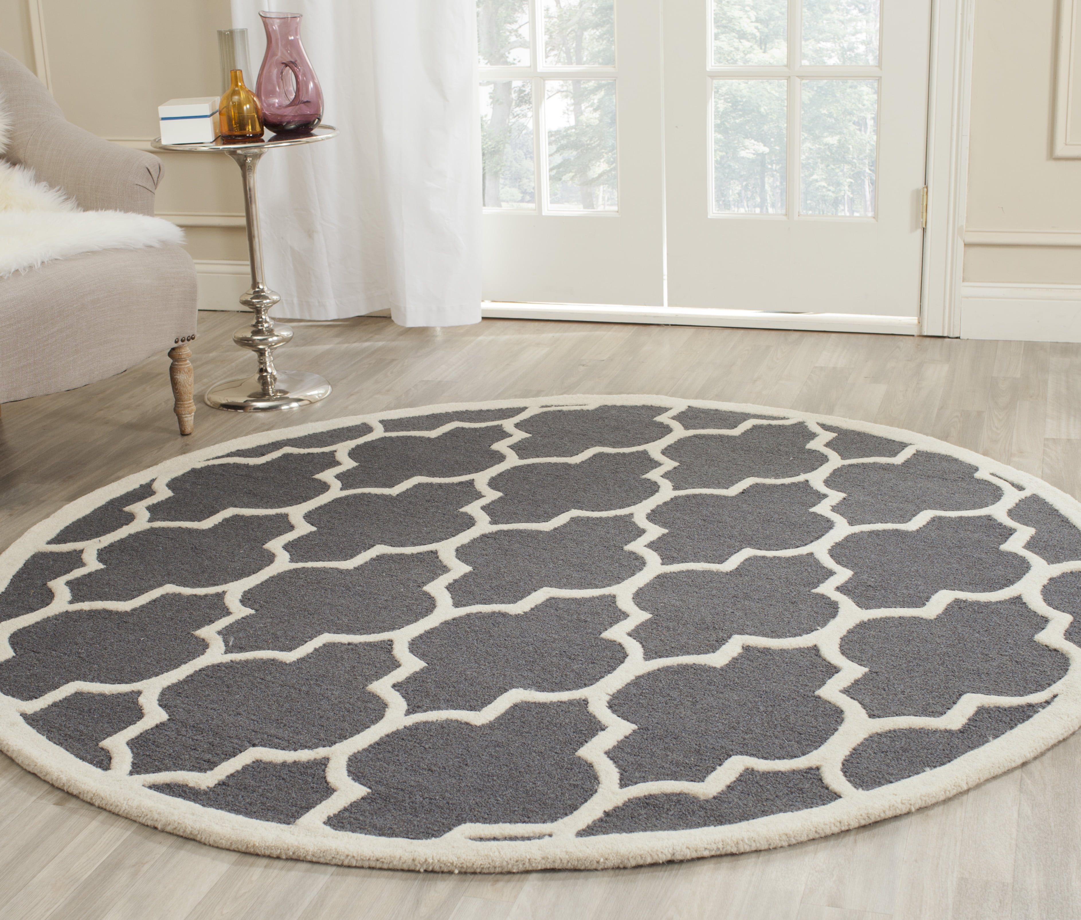Hand-Tufted Cambridge Classic Round Gray Wool Rug 62"