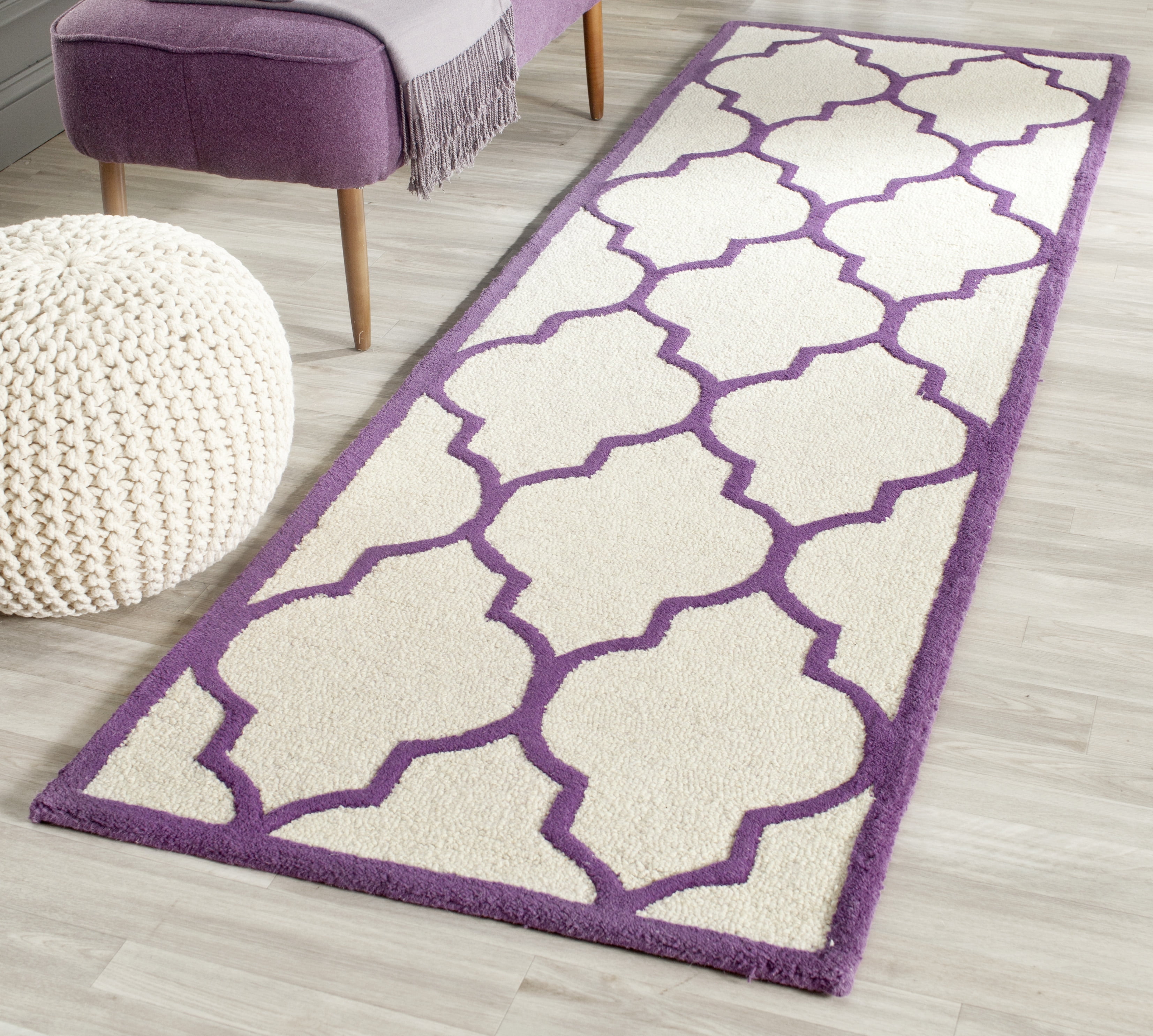 SAFAVIEH Cambridge Kevin Geometric Wool Runner Rug, Ivory/Purple, 2'6 ...