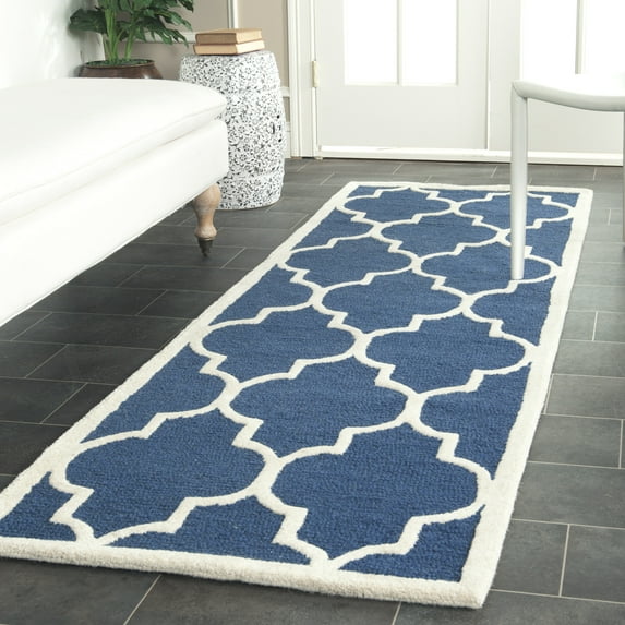 SAFAVIEH Cambridge Kevin Geometric Wool Runner Rug, Navy/Ivory, 2'6" x 8'