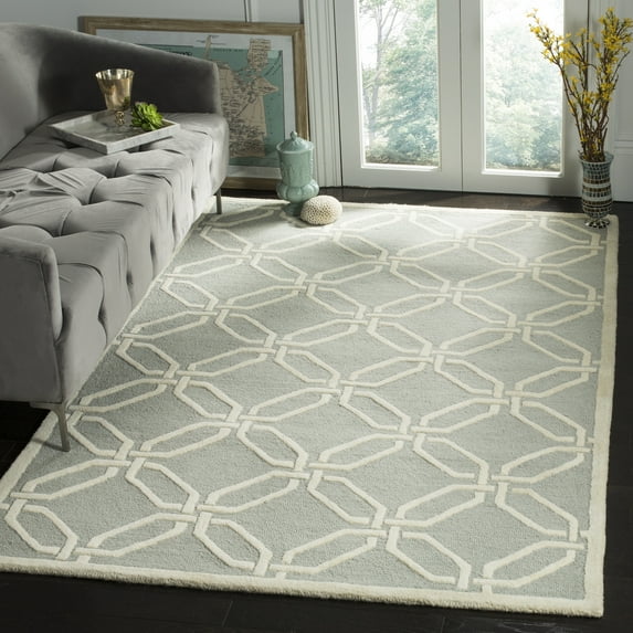SAFAVIEH Cambridge Kierra Geometric Wool Area Rug, Light Gray/Ivory, 4' x 6'