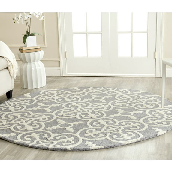 SAFAVIEH Cambridge Kimberly Geometric Wool Area Rug, Silver/Ivory, 4' x 4' Round