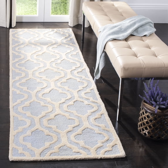 SAFAVIEH Cambridge Kirsten Geometric Wool Runner Rug, Light Blue/Ivory, 2'6" x 12'