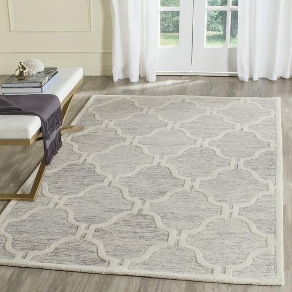 SAFAVIEH Cambridge Kodey Geometric Wool Area Rug, Light Gray/Ivory, 5' x 8'