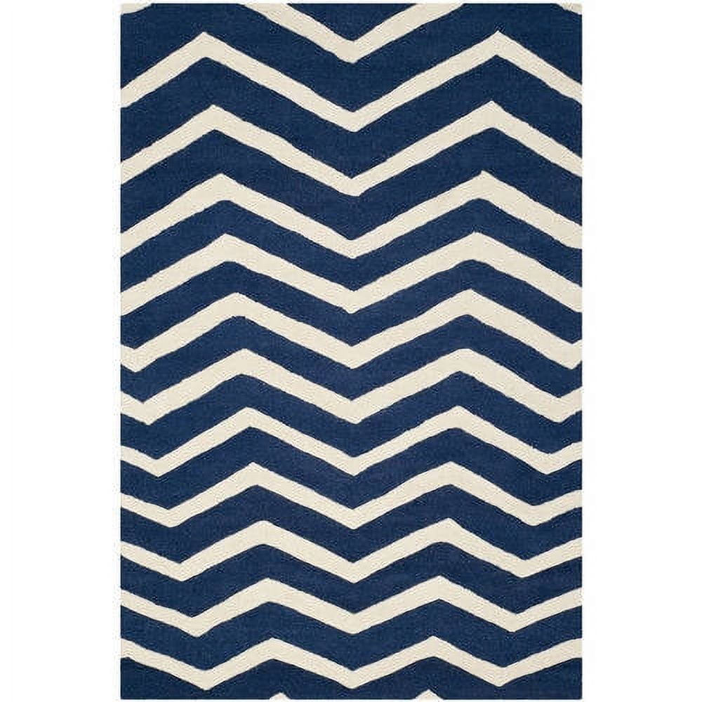 Navy and Ivory Hand-Tufted Wool Chevron Area Rug, 5'x8'