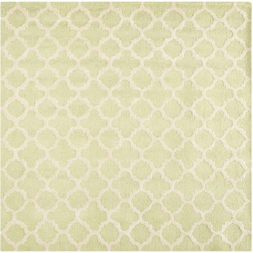 Light Green and Ivory Hand-Tufted Wool Rectangular Rug, 5' x 8'