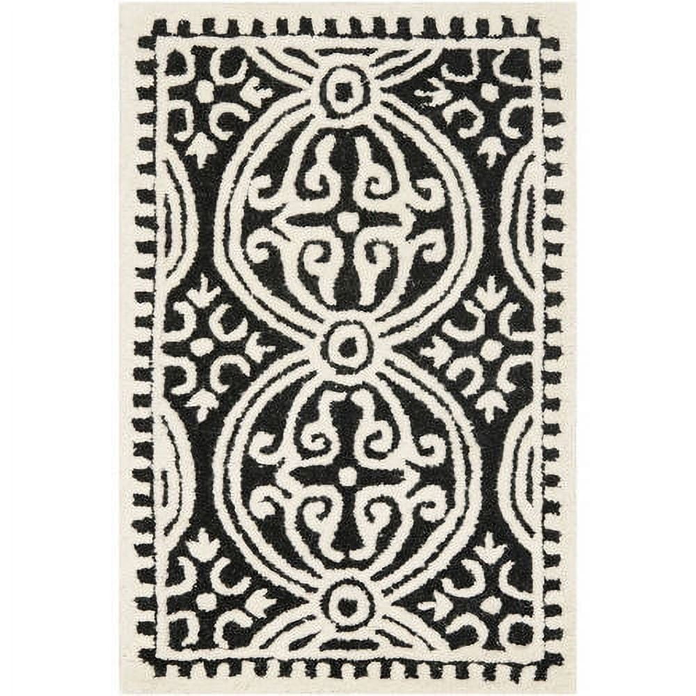 SAFAVIEH Cambridge Leslie Geometric Wool Area Rug, Black/Ivory, 4' x 4' Square