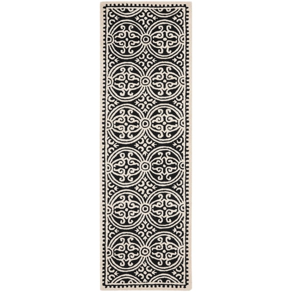 SAFAVIEH Cambridge Leslie Geometric Wool Runner Rug, Black/Ivory, 2'6" x 20'