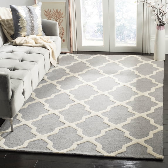 SAFAVIEH Cambridge Liam Geometric Wool Area Rug, Silver/Ivory, 6' x 9'