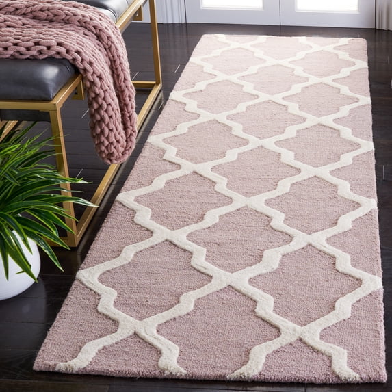 SAFAVIEH Cambridge Liam Geometric Wool Runner Rug, Beige/Ivory, 2'6" x 16'