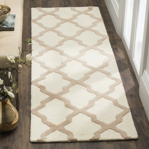 SAFAVIEH Cambridge Liam Geometric Wool Runner Rug, Ivory/Beige, 2'6" x 10'